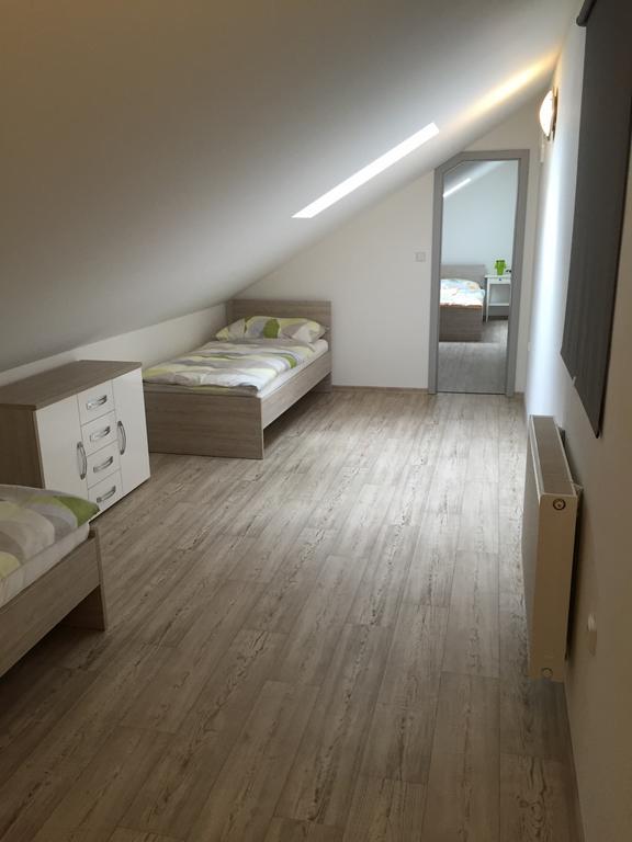 Apartment Lidicka Slavkov, 4 Person Славков-у-Брна Экстерьер фото